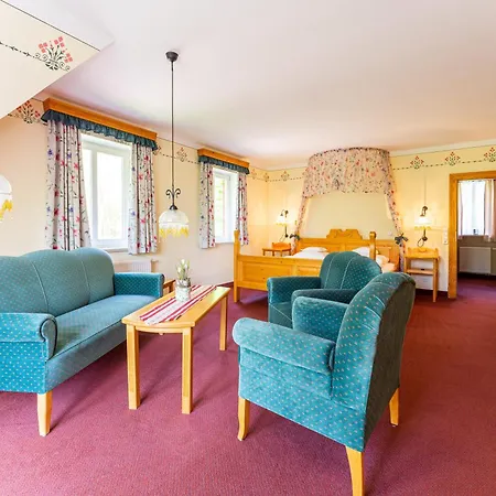 Landgasthof Hengstforder Muehle * Apen